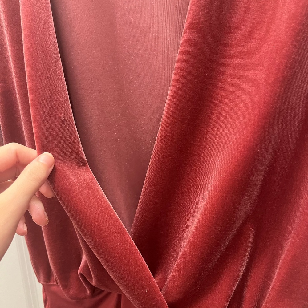 Zara Raspberry Deep V Velvet Bodysuit - Picture 4 of 7